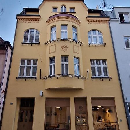 Apartmany Na Trojce Žatec Buitenkant foto