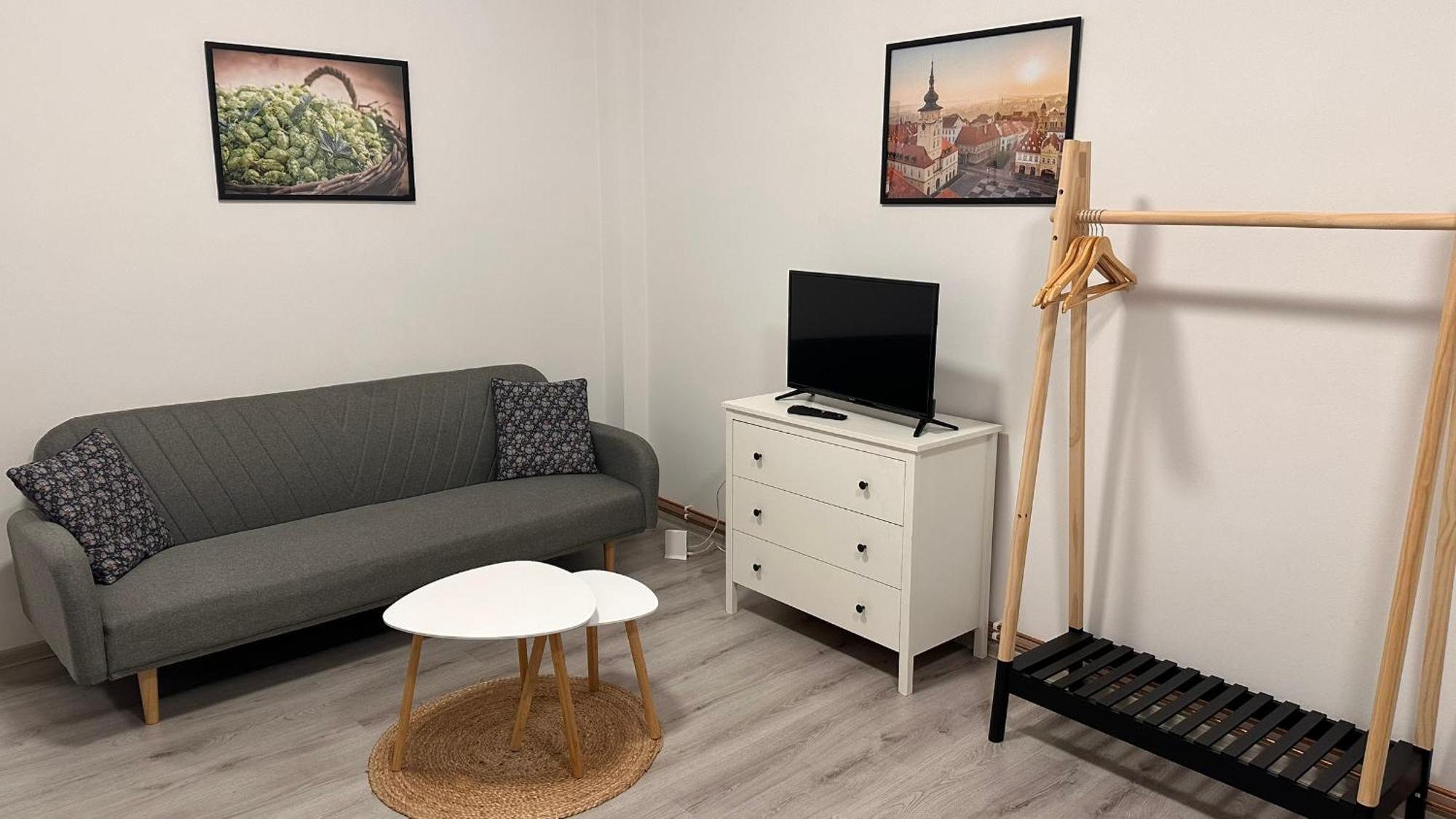 Apartmany Na Trojce Žatec Buitenkant foto